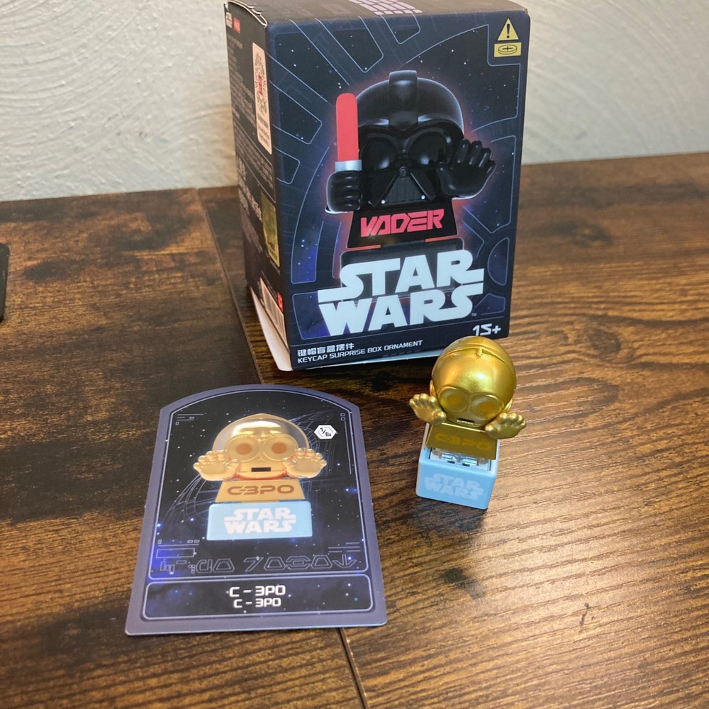 Miniso Star Wars C-3PO Keycap OPEN Blind Box Ornament Light Up Figure w/ Card